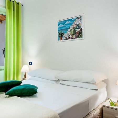 Gocce Villas - Joes Flat 1 Modern ซอร์เรนโต ภายนอก รูปภาพ
